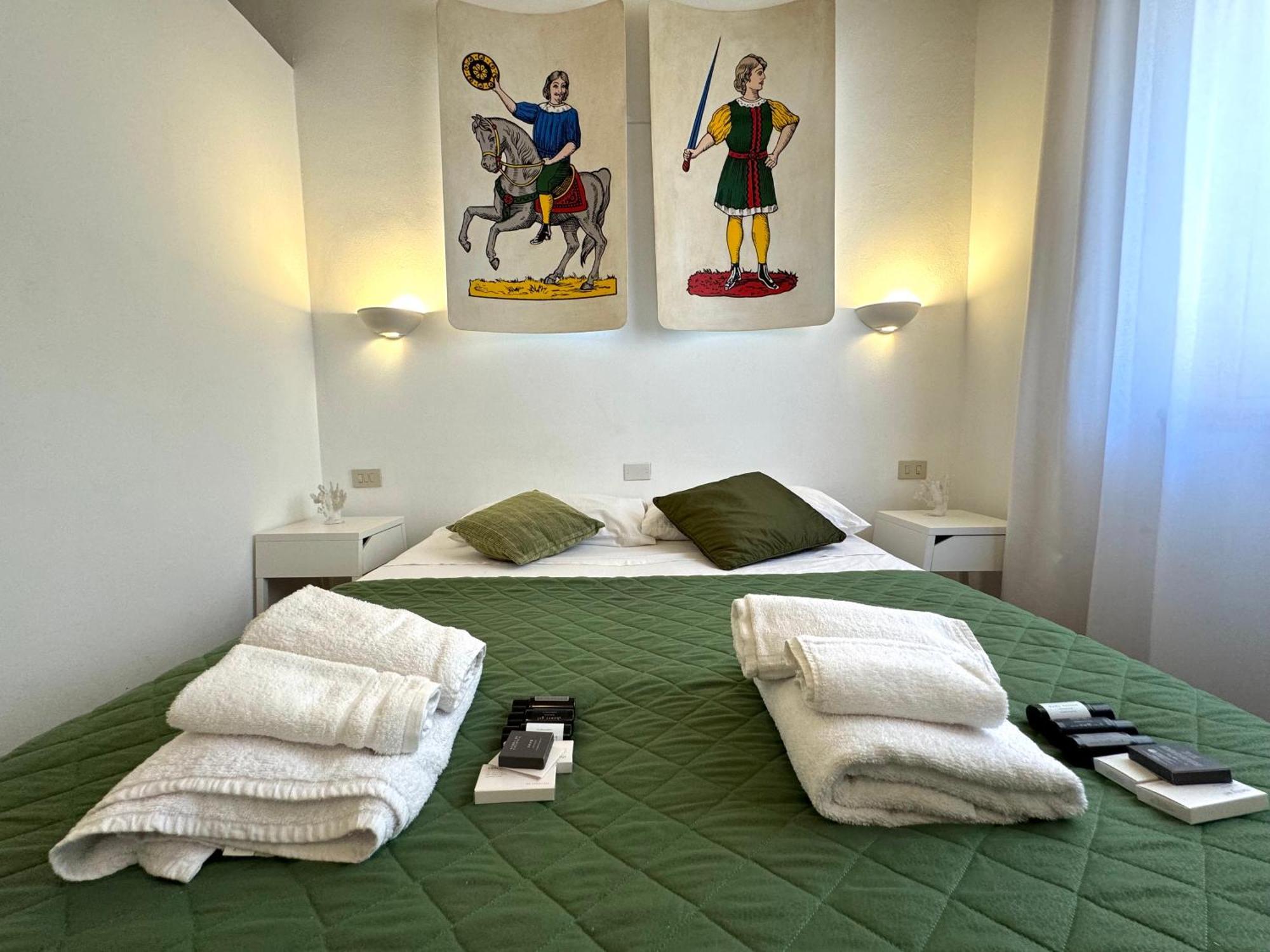 B&B Antichi Colori Cinisi Buitenkant foto
